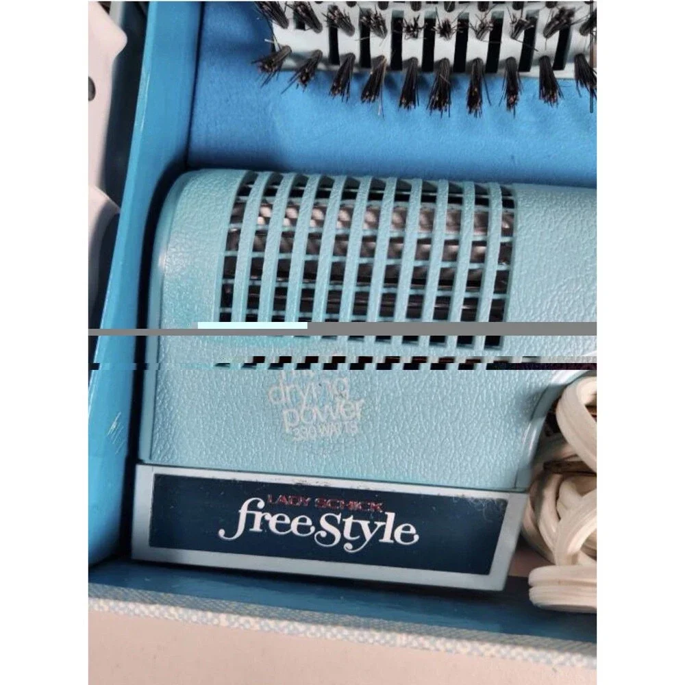 Vintage Lady Schick FreeStyle Hair Dryer Set With Accessories Blue 2 Speeds